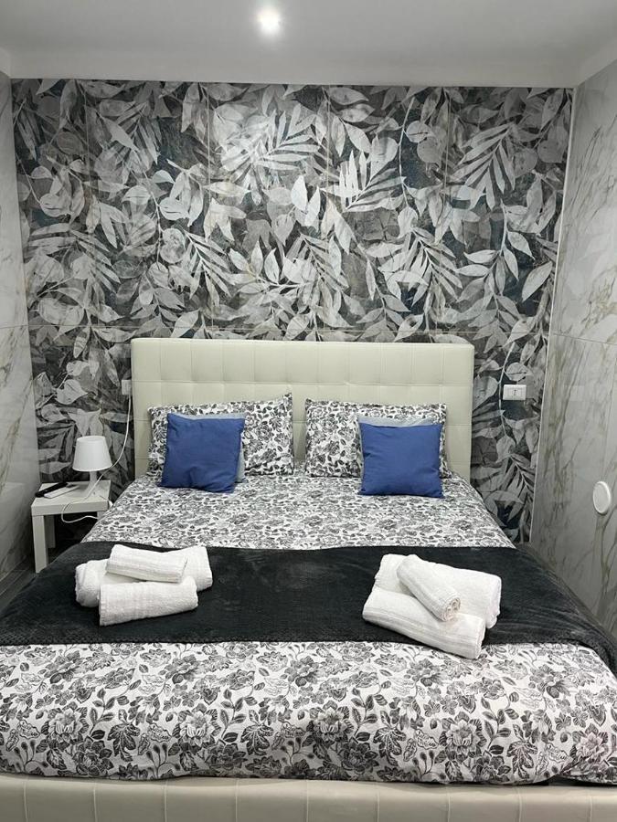 Suite Nicolai 165 Bari Exterior foto